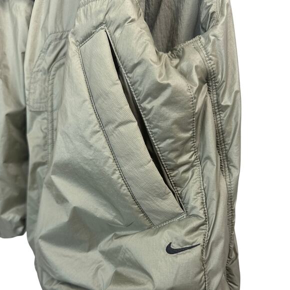 NWT Nike Tech Woven Loose Fit Lightweight Army/Black Vest Mens Sz S (HM4262-320) - Picture 8 of 11